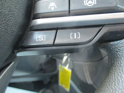 Used 2020 Subaru Forester S AWD/4WD image 30
