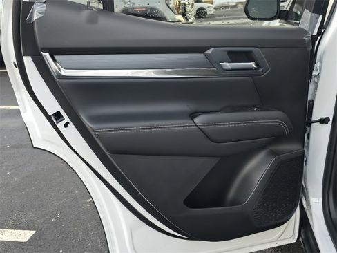 New 2026 GMC Terrain Elevation image 21