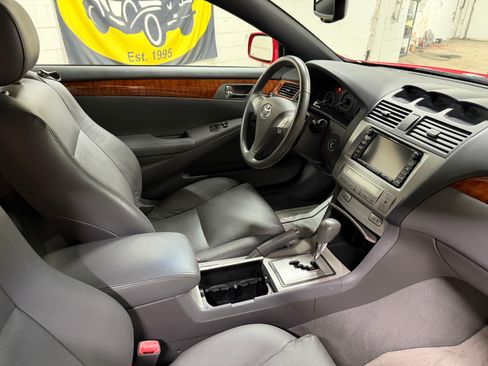 Used 2008 Toyota Solara SLE Convertible FWD image 22