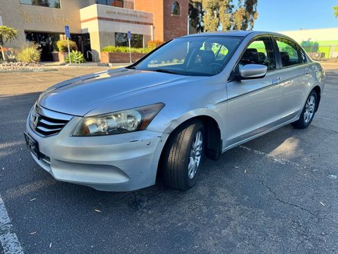 Used 2012 Honda Accord SE image 3