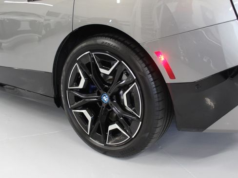 Used 2024 BMW iX M60 image 11