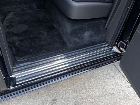 Used 2021 Rolls-Royce Phantom image 28