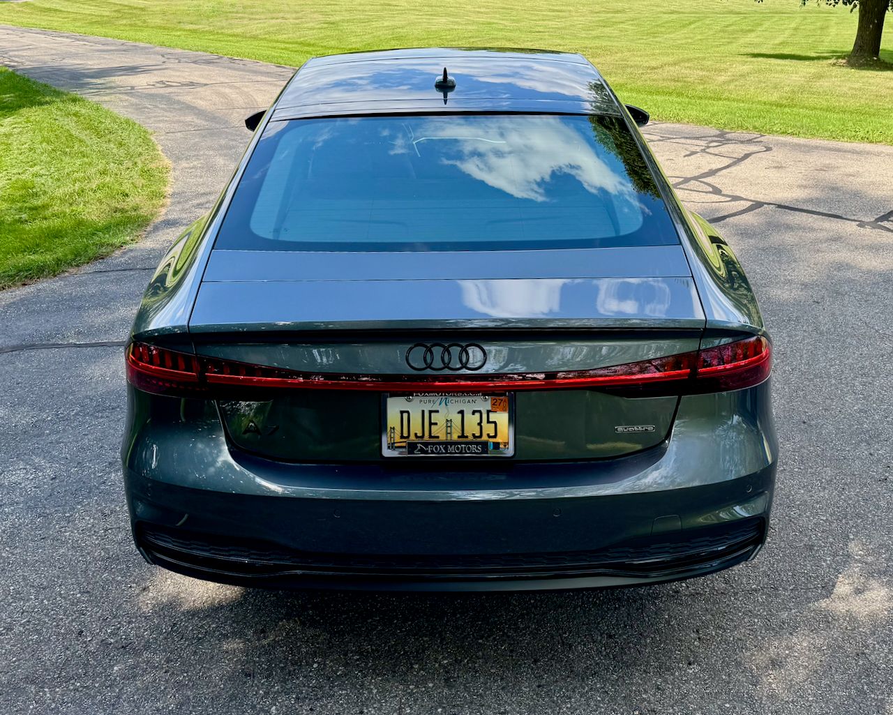 Used 2024 Audi A7 3.0T Premium Plus w/ S Line AWD/4WD image 17