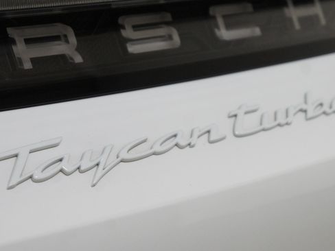 Used 2020 Porsche Taycan Turbo image 26