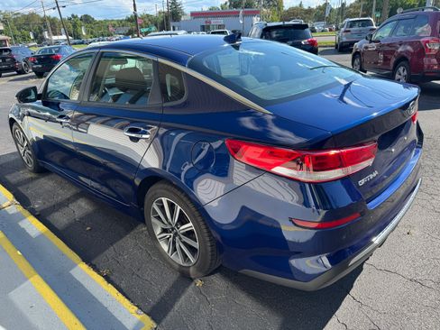 Used 2019 Kia Optima LX w/ 17 ALLOY WHEELS PACKAGE FWD image 4
