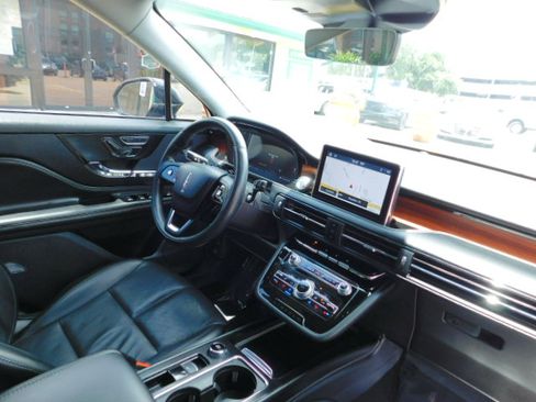 Used 2022 Lincoln Corsair FWD Reserve image 22