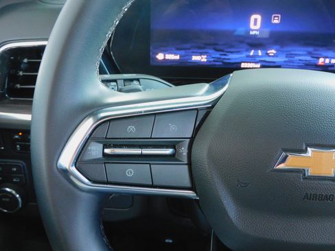 Used 2025 Chevrolet Tahoe 4WD LT image 30