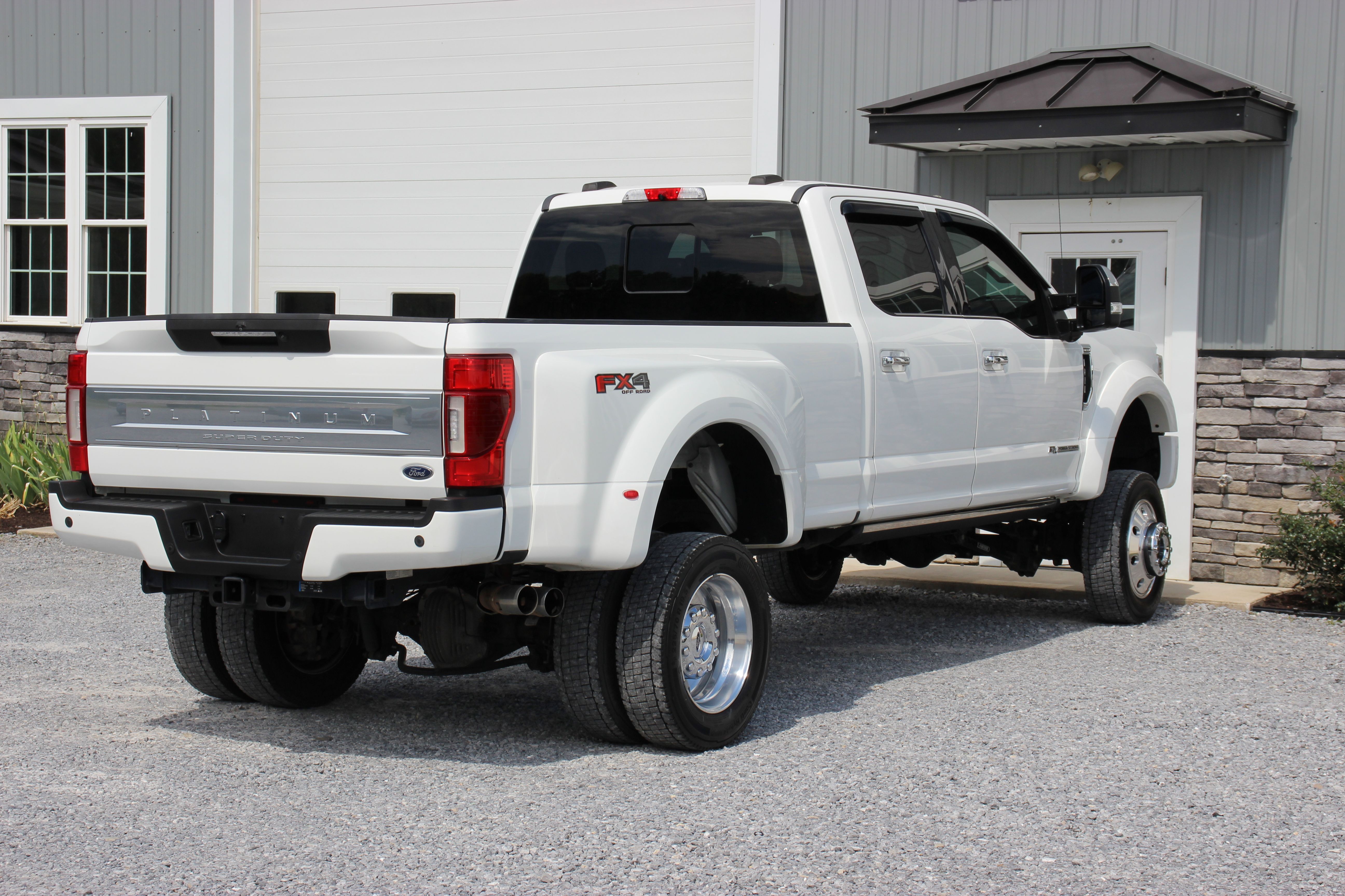 Used 2021 Ford F450 4x4 Crew Cab Super Duty image 9