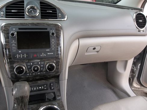 Used 2014 Buick Enclave FWD Premium image 13
