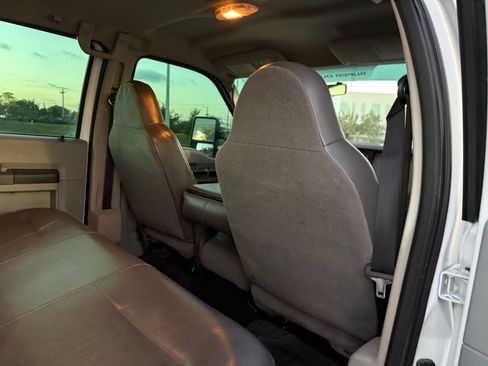 Used 2009 Ford F250 XL image 92