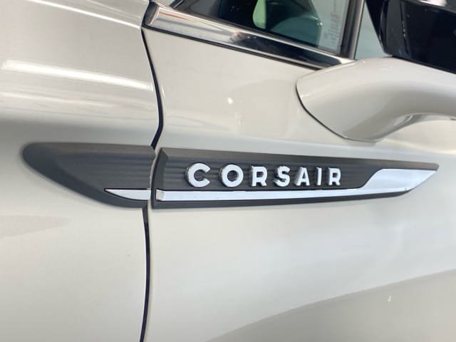 Used 2023 Lincoln Corsair AWD/4WD image 13