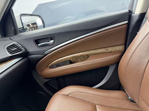 Used 2019 Acura MDX image 29