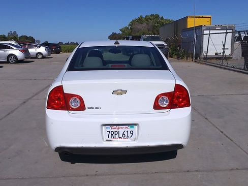 Used 2012 Chevrolet Malibu LS FWD image 6