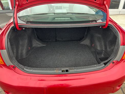 Used 2010 Toyota Corolla image 29