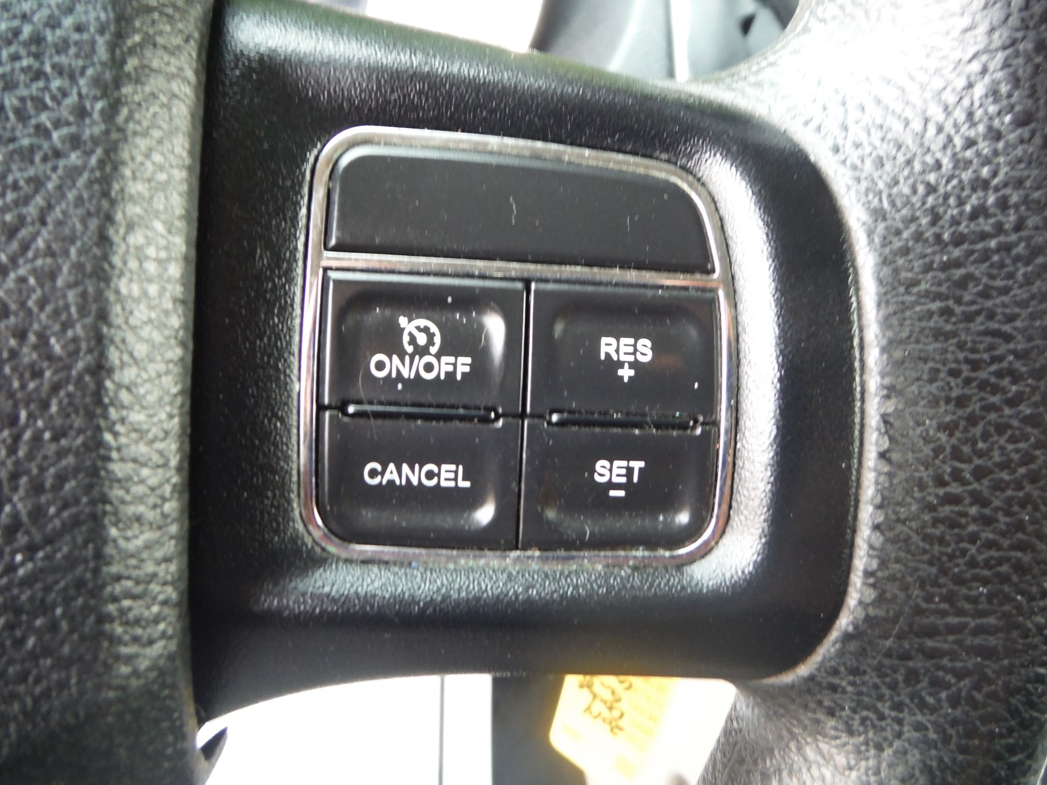 Used 2014 Dodge Grand Caravan SXT FWD image 18