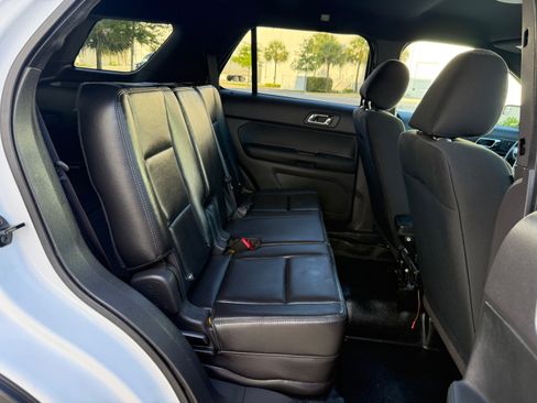 Used 2013 Ford Explorer image 14