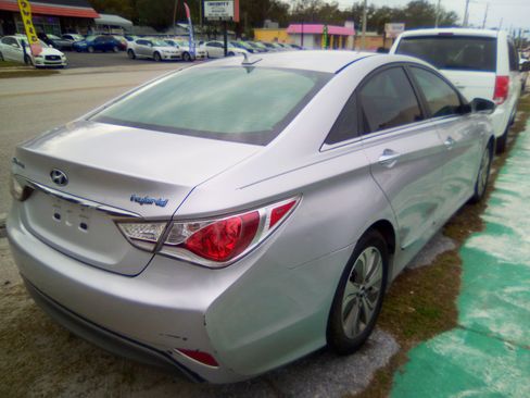 Used 2012 Hyundai Sonata image 4