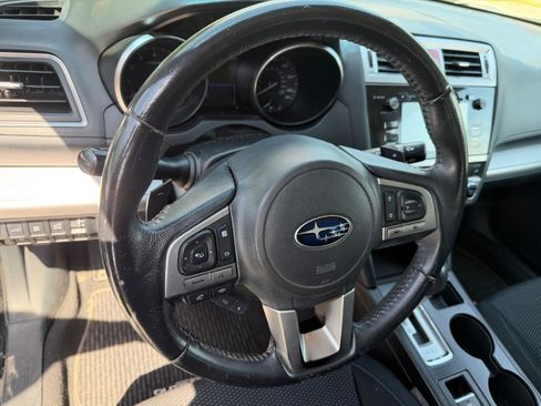 Used 2017 Subaru Outback 2.5i Premium AWD/4WD image 17
