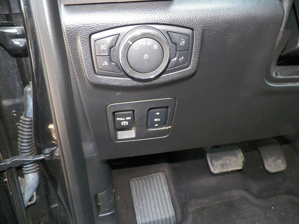 Used 2015 Ford F150 2WD SuperCrew image 9
