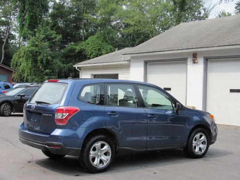 Used 2014 Subaru Forester 2.5i AWD/4WD image 9