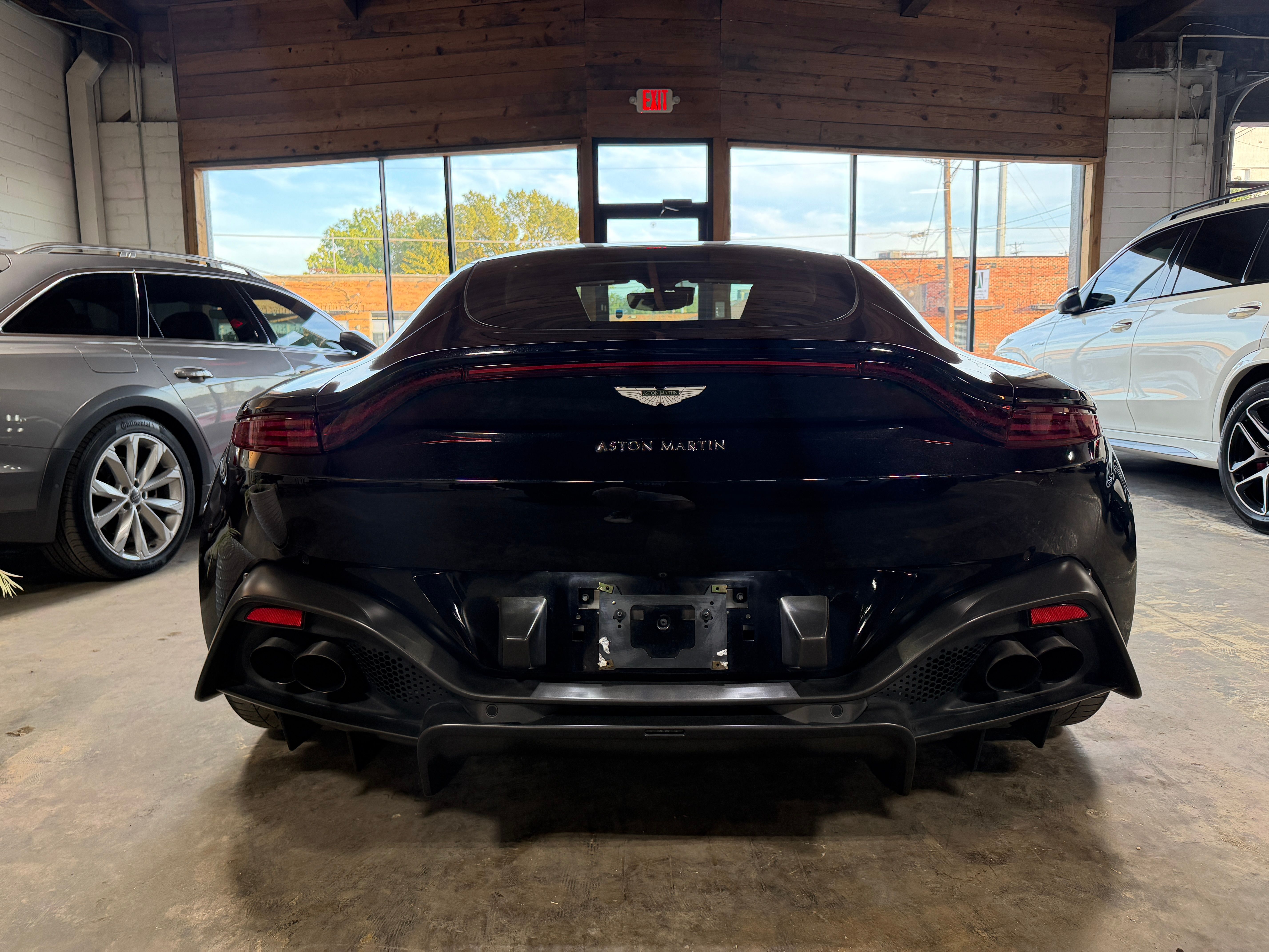 Used 2020 Aston Martin V8 Vantage Coupe RWD image 6