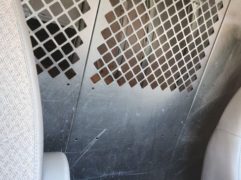 Used 2011 Chevrolet Express 1500 image 8