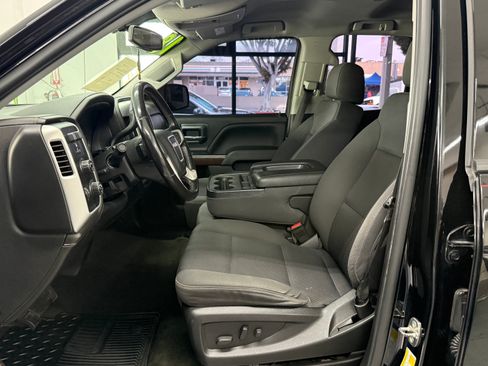 Used 2018 GMC Sierra 1500 SLE image 6