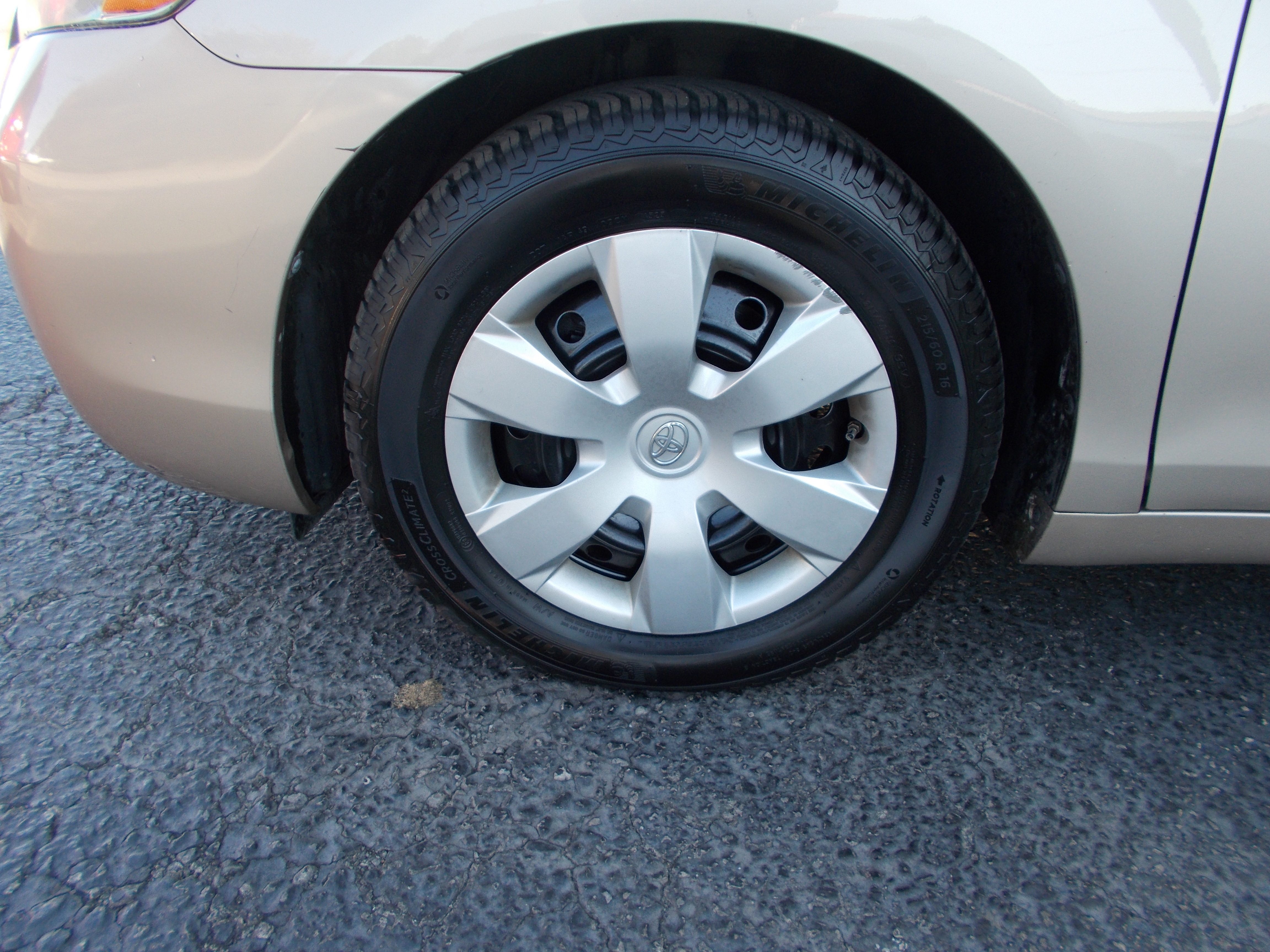 Used 2009 Toyota Camry Hybrid FWD image 10