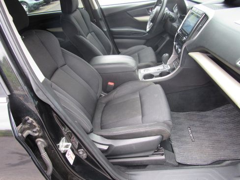 Used 2019 Subaru Ascent Premium 8-Passenger AWD/4WD image 16