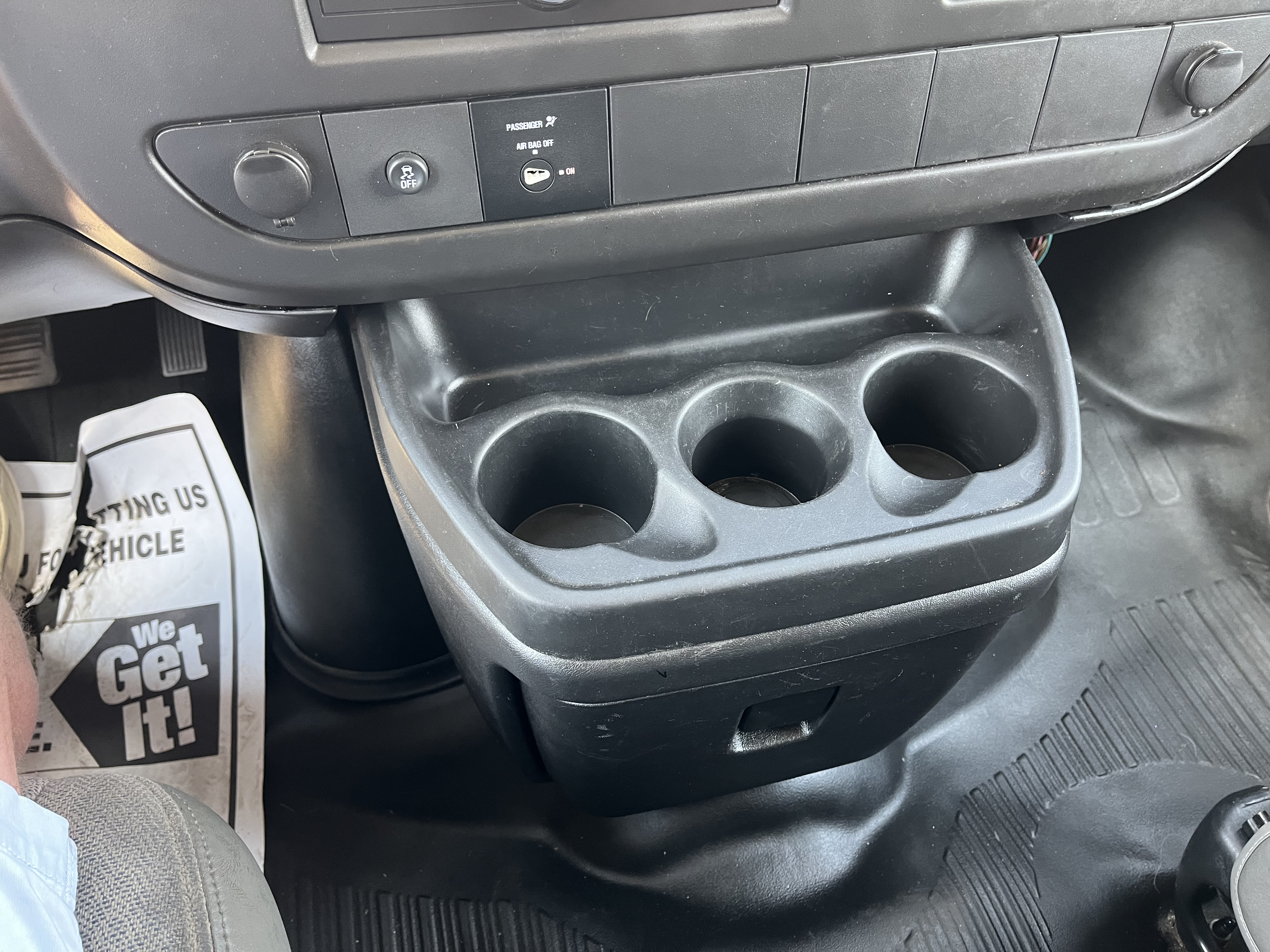 Used 2013 Chevrolet Express 2500 RWD image 12