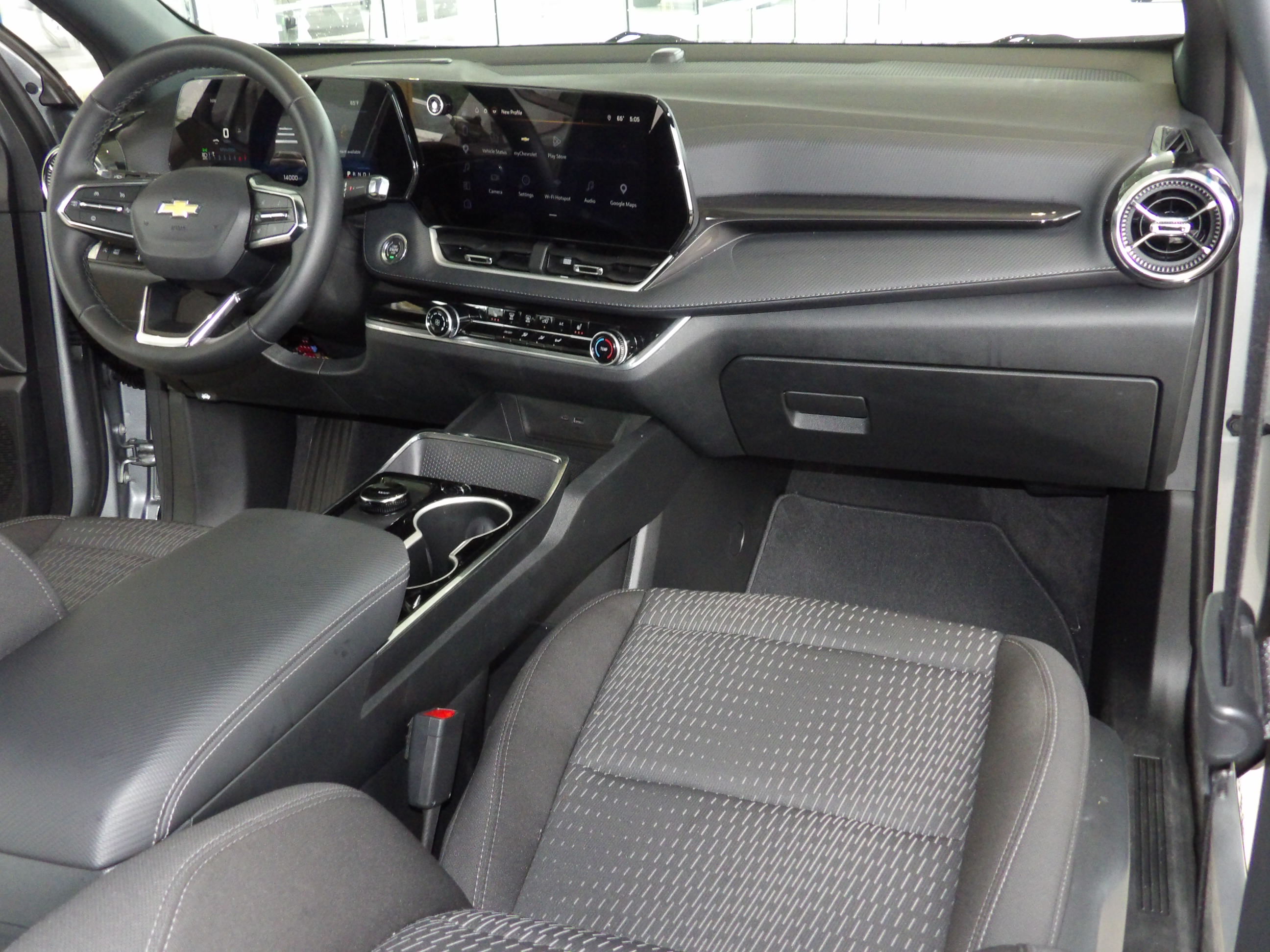 Used 2026 Chevrolet Equinox FWD LT w/ 1LT image 4