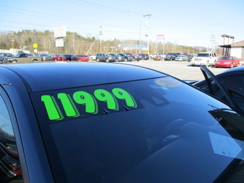 Used 2017 Toyota Corolla LE image 43