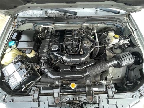 Used 2008 Nissan Frontier SE image 17