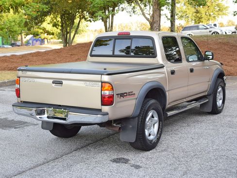 Used 2004 Toyota Tacoma 2WD Double Cab PreRunner V6 image 9