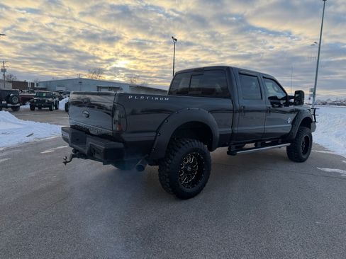 Used 2011 Ford F250 Lariat image 6