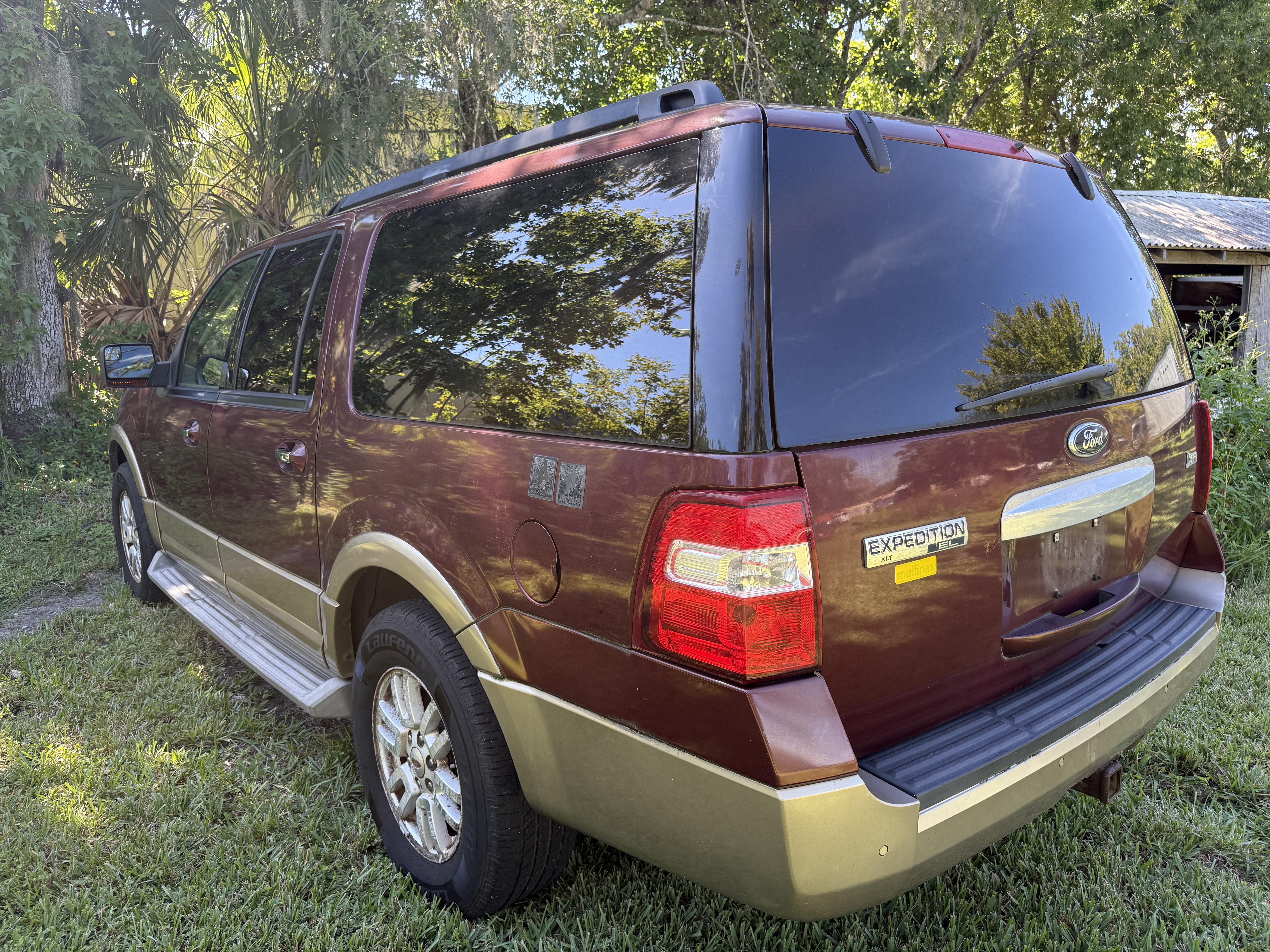 Used 2013 Ford Expedition EL 2WD image 3