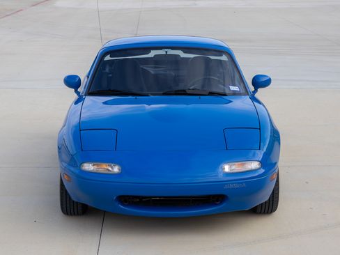 Used 1990 MAZDA MX-5 Miata Hard Top RWD image 9