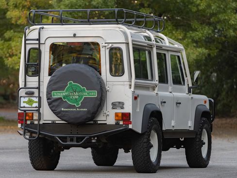 Used 1993 Land Rover Defender 110 image 3