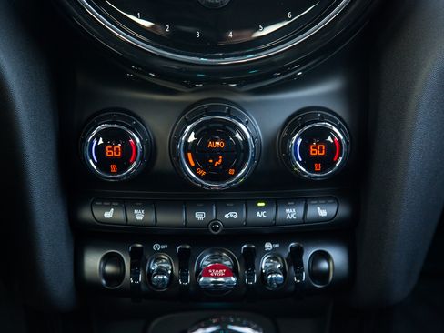 Used 2023 MINI Cooper image 15