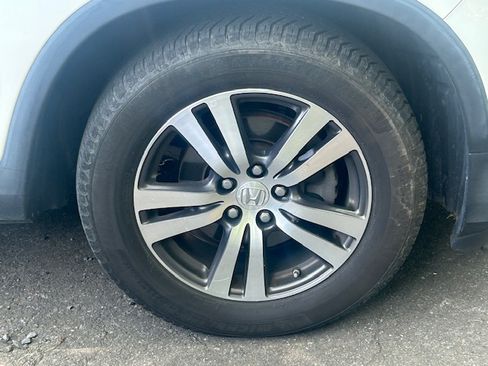 Used 2016 Honda Pilot AWD EX-L image 37