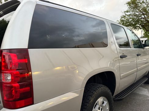 Used 2008 Chevrolet Suburban 4WD image 31