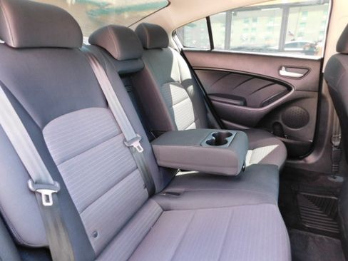 Used 2018 Kia Forte LX image 21