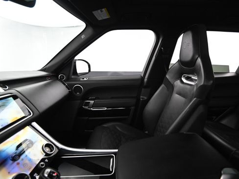 Used 2022 Land Rover Range Rover Sport SVR image 34