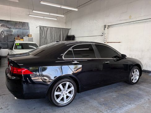 Used 2005 Acura TSX w/ Navigation FWD image 8
