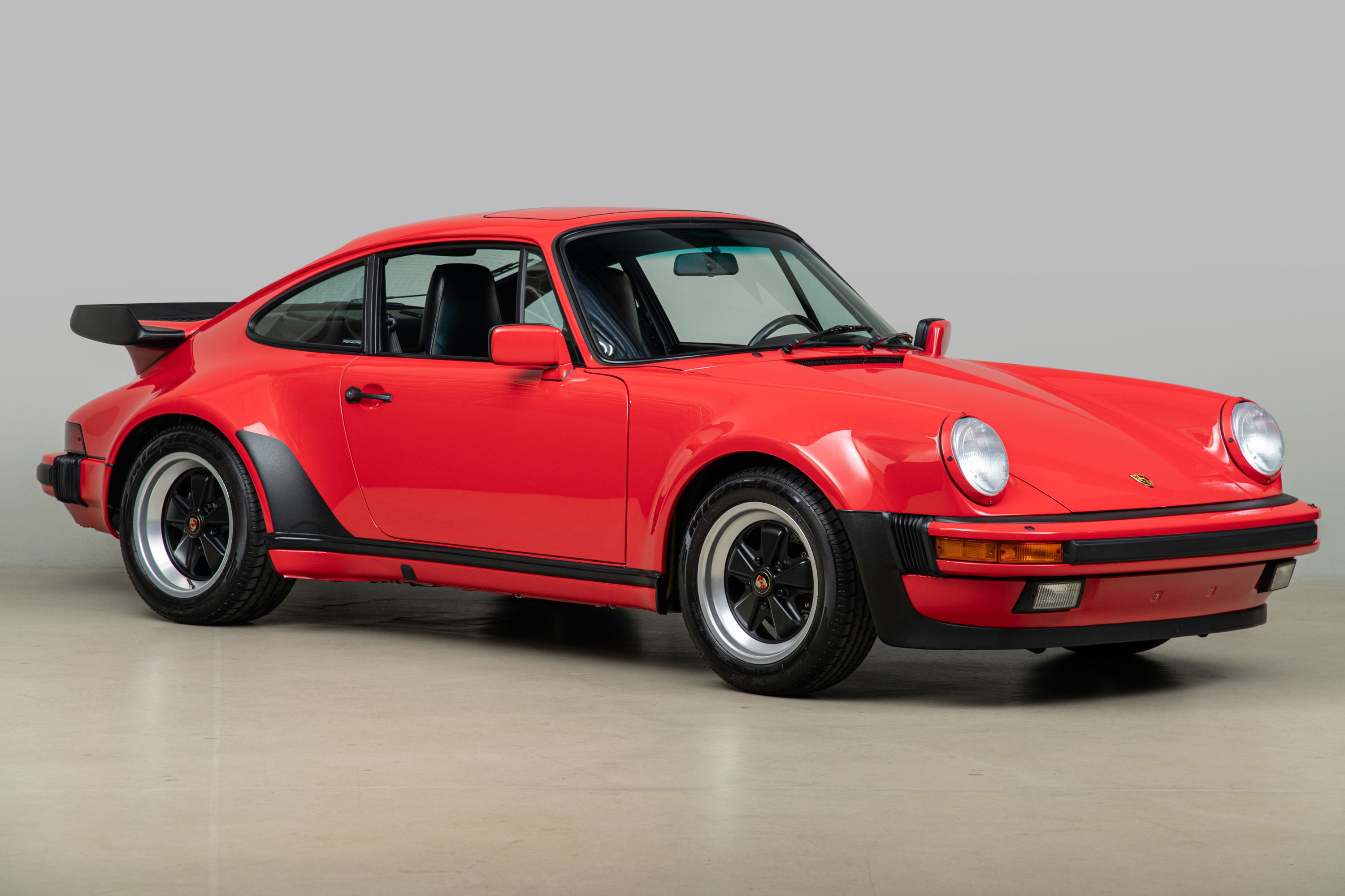 Used 1988 Porsche 911 Turbo Coupe RWD image 11