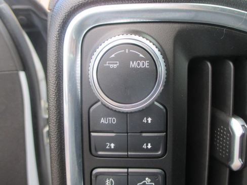 Used 2020 GMC Sierra 1500 AT4 image 11