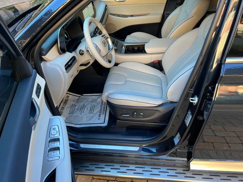 Used 2023 Hyundai Palisade Limited image 12