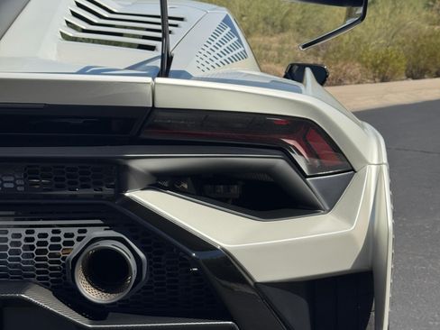 Used 2023 Lamborghini Huracan STO Coupe RWD image 35