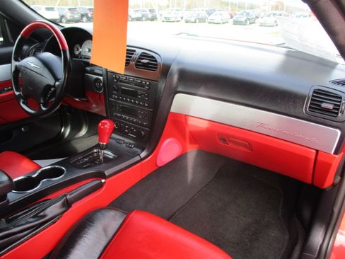 Used 2004 Ford Thunderbird LX image 25