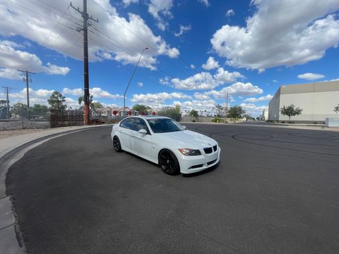 Used 2007 BMW 328i Sedan RWD image 1